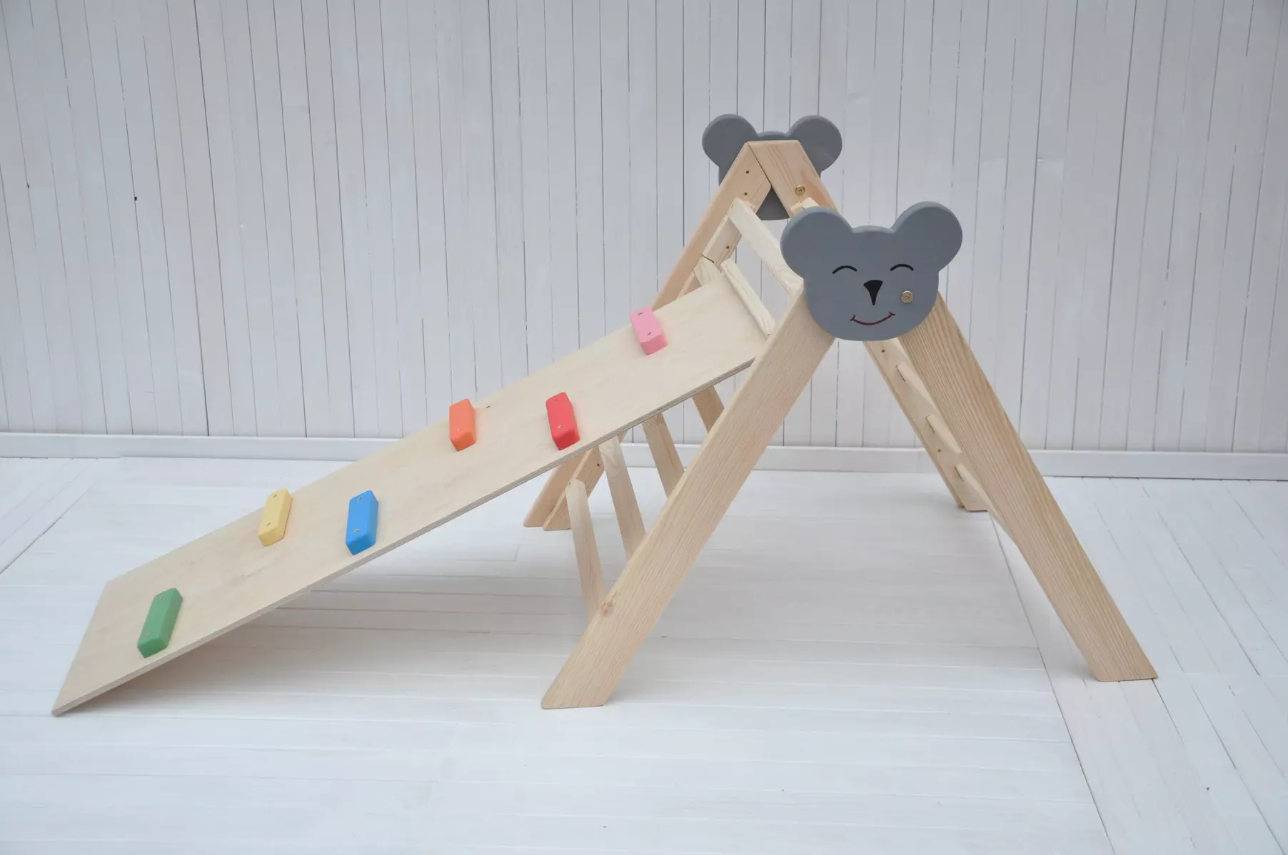 Baby climbing frame made of hand selected solid european wood, handcrafted and tested directly from BarinToys manufacturer. We are the only who made them alone.